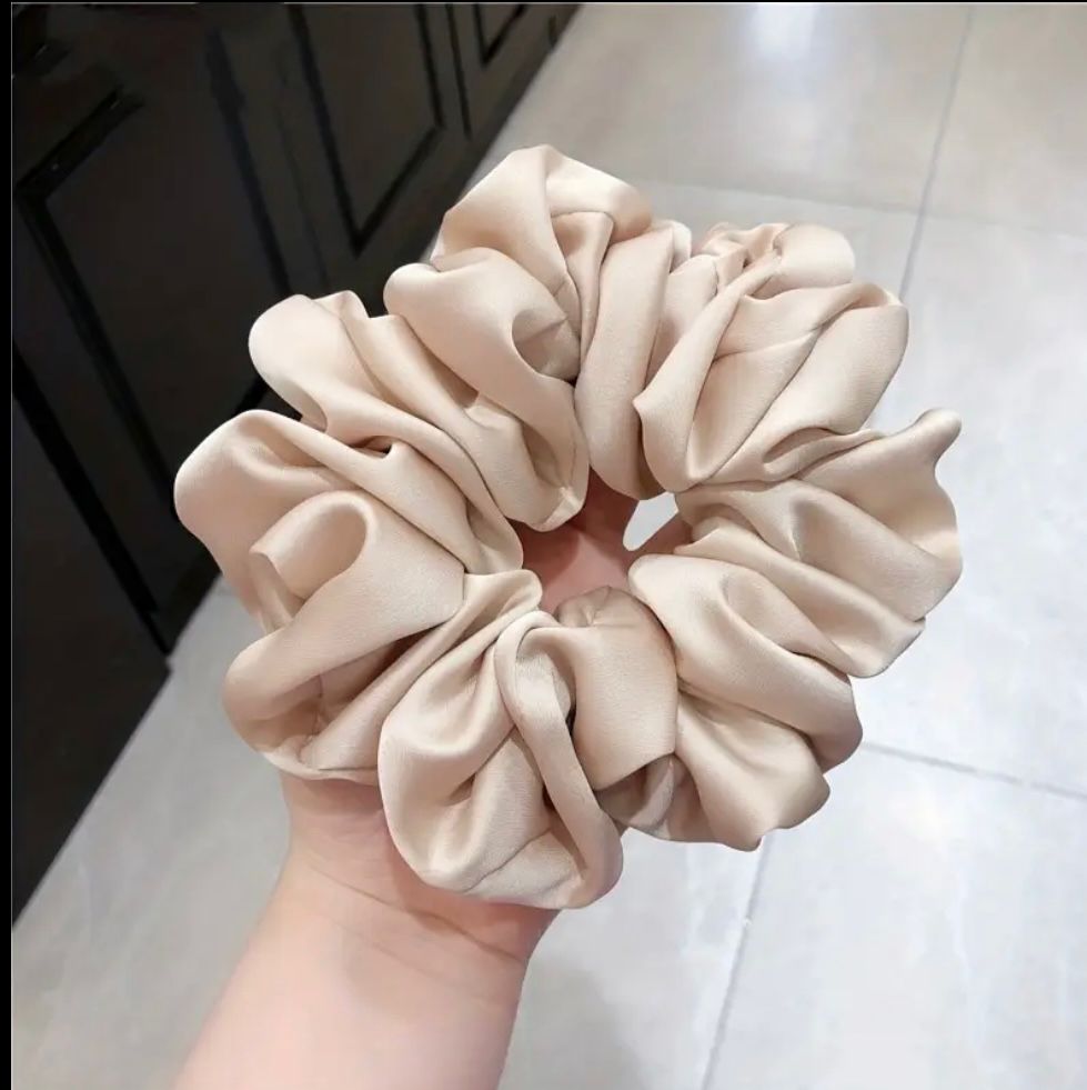 Tulip Designer Scrunchie