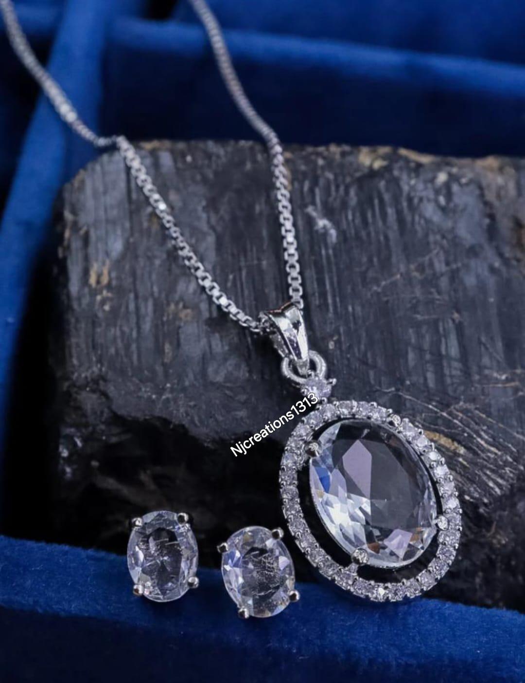 Clear AD Pendant Chain Set with Small Studs