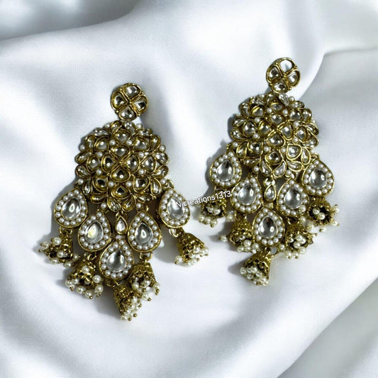 Oversized Kundan Chand Bali